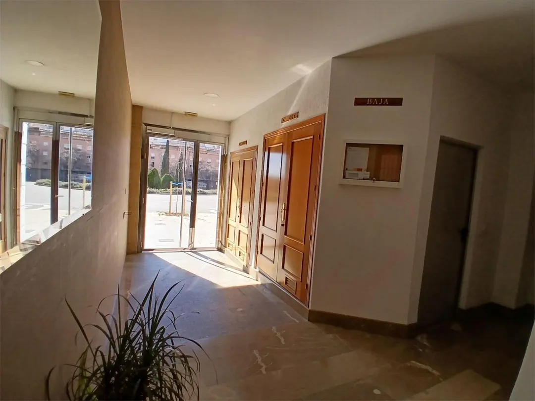 Piso en  Avenida Federico García Lorca 2 - Foto 9