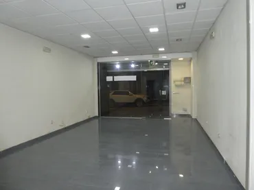 Local comercial en Santa Coloma de Gramenet - Foto 1
