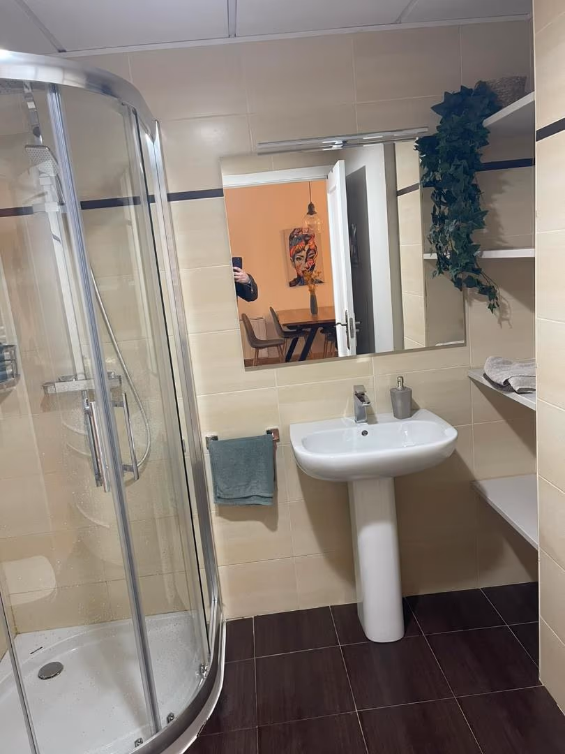 Apartamento en calle Calle Condes de Crespo Rascón 1 - Foto 7