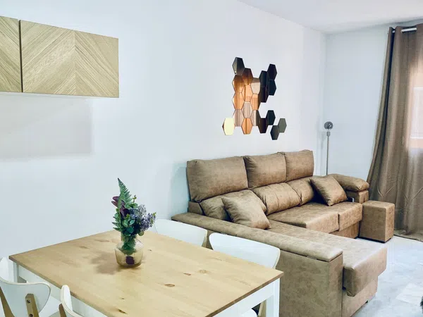 Piso en avenida Reyes Católicos, 55 - Foto 3