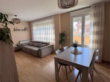 Ático en Urbanización Villa de Nafar - Foto 2