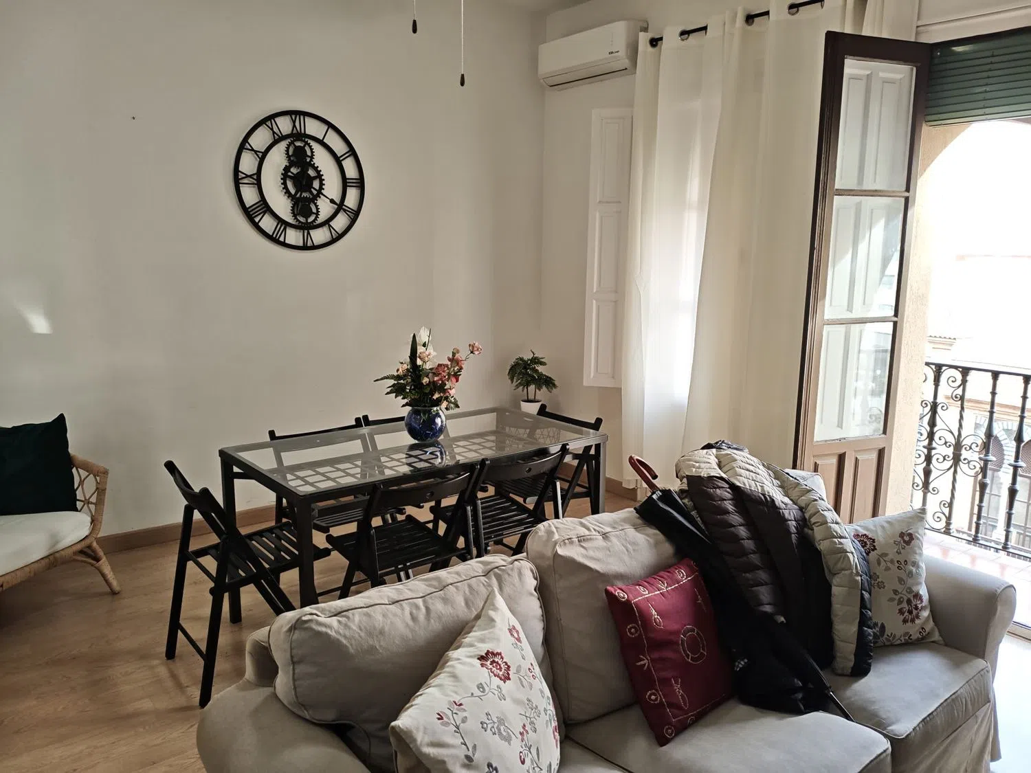 Piso en calle Martín Villa, 11 - Foto 2