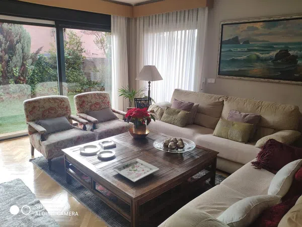 Chalet adosado en calle Rubén Darío, 2 - Foto 2