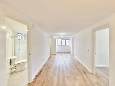 Apartamento en  Madrid Capital - Foto 4