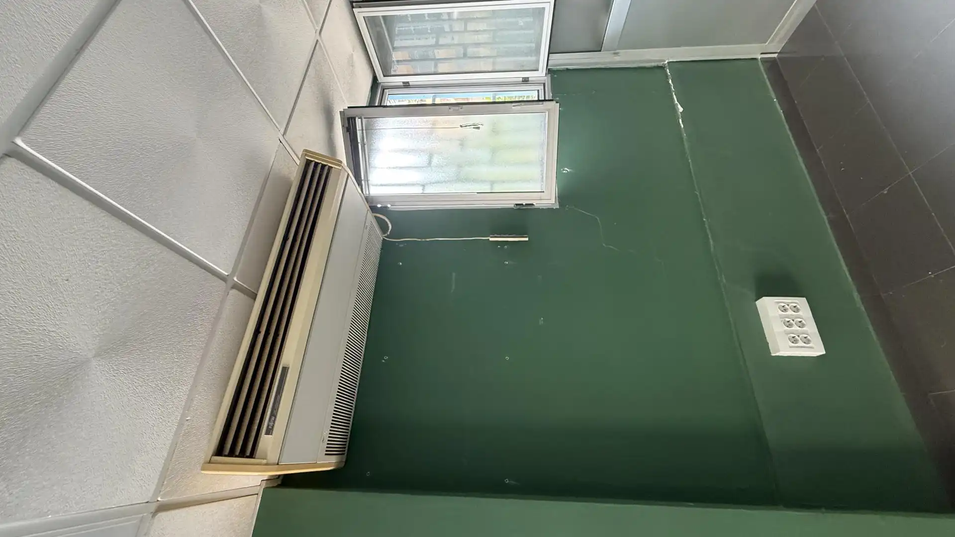 Planta baja en  Calle del Doctor Rafael Garcia Perez 13 - Foto 4