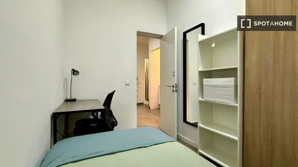 Piso en L'Hospitalet de Llobregat - Foto 2