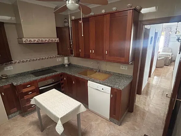 Chalet adosado en Plaza la Constitución, 18 - Foto 10