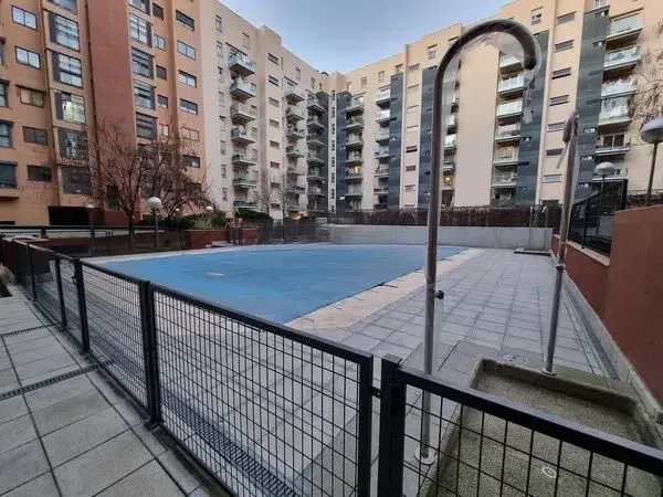 Piso en calle Villamanta, 26