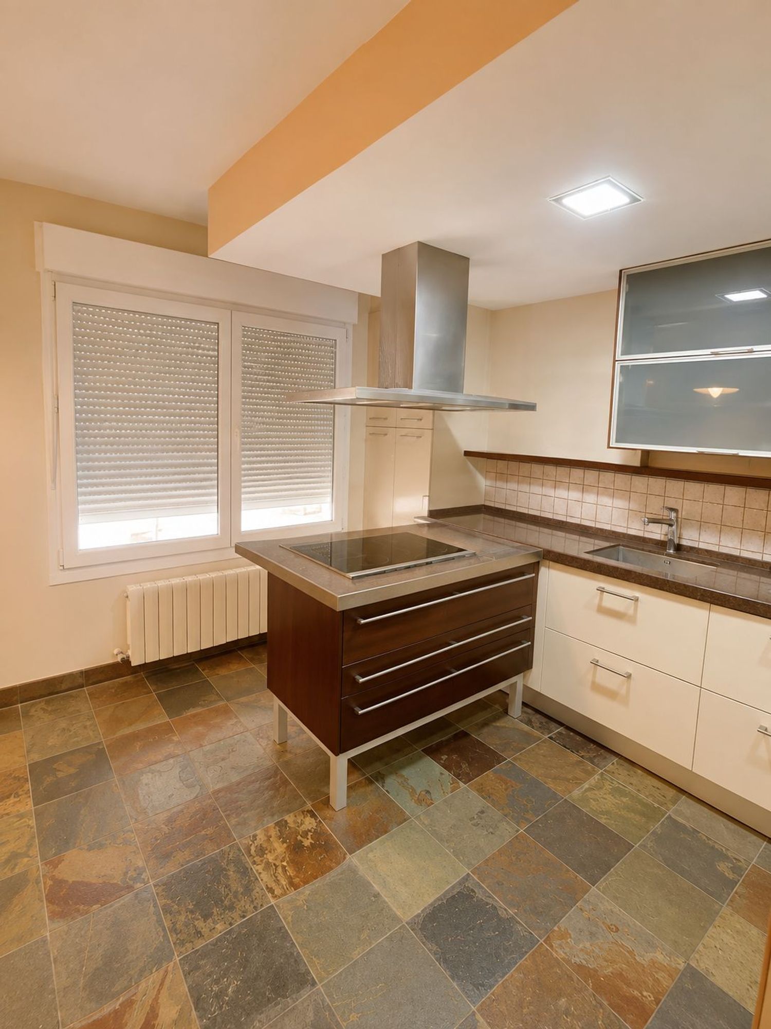 Chalet adosado en Betoño - Abetxuko, Betoño - Abetxuko - Foto 4
