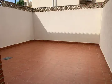 Casa adosada en  Calle Carmen Burgos 20 - Foto 5