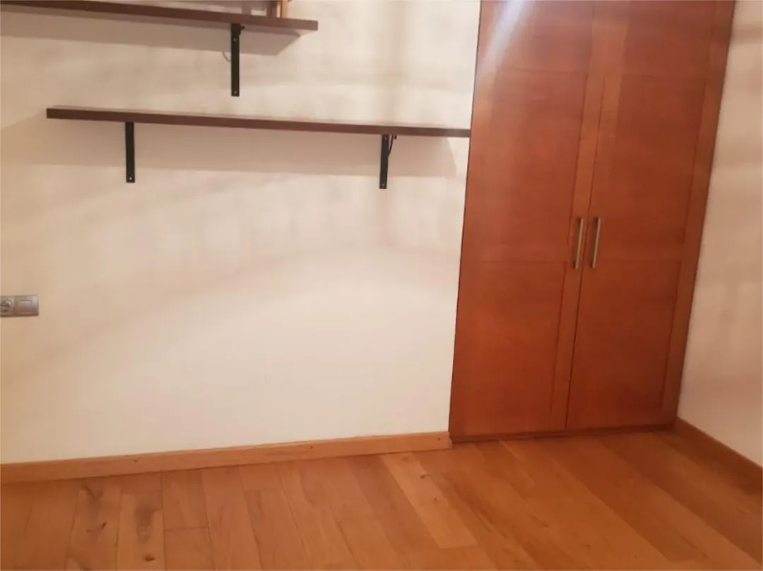 Piso en  Carrer d'Amàlia Soler 97 - Foto 5