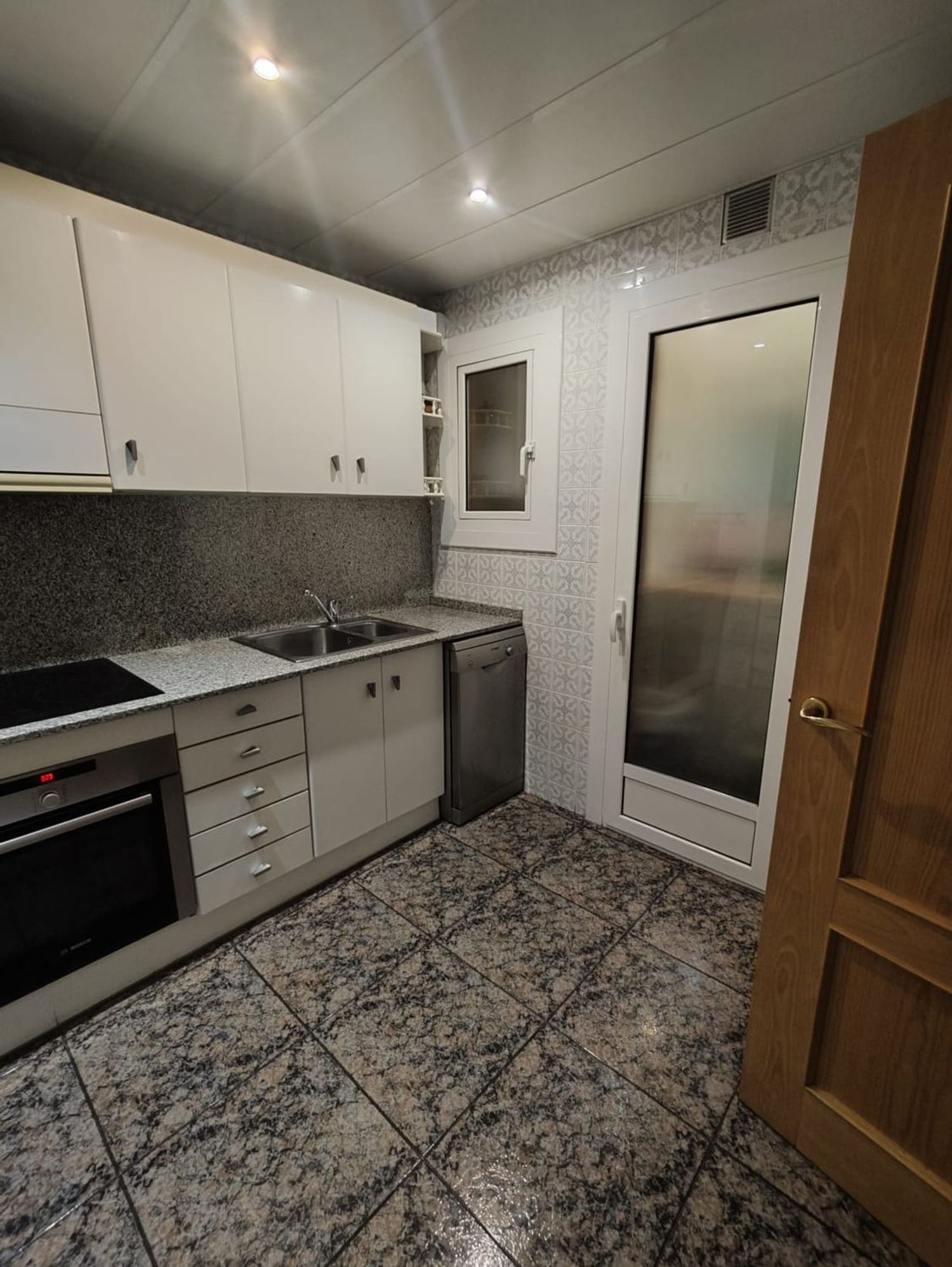 Piso en Calle de Sant Antoni, 3 - Foto 6