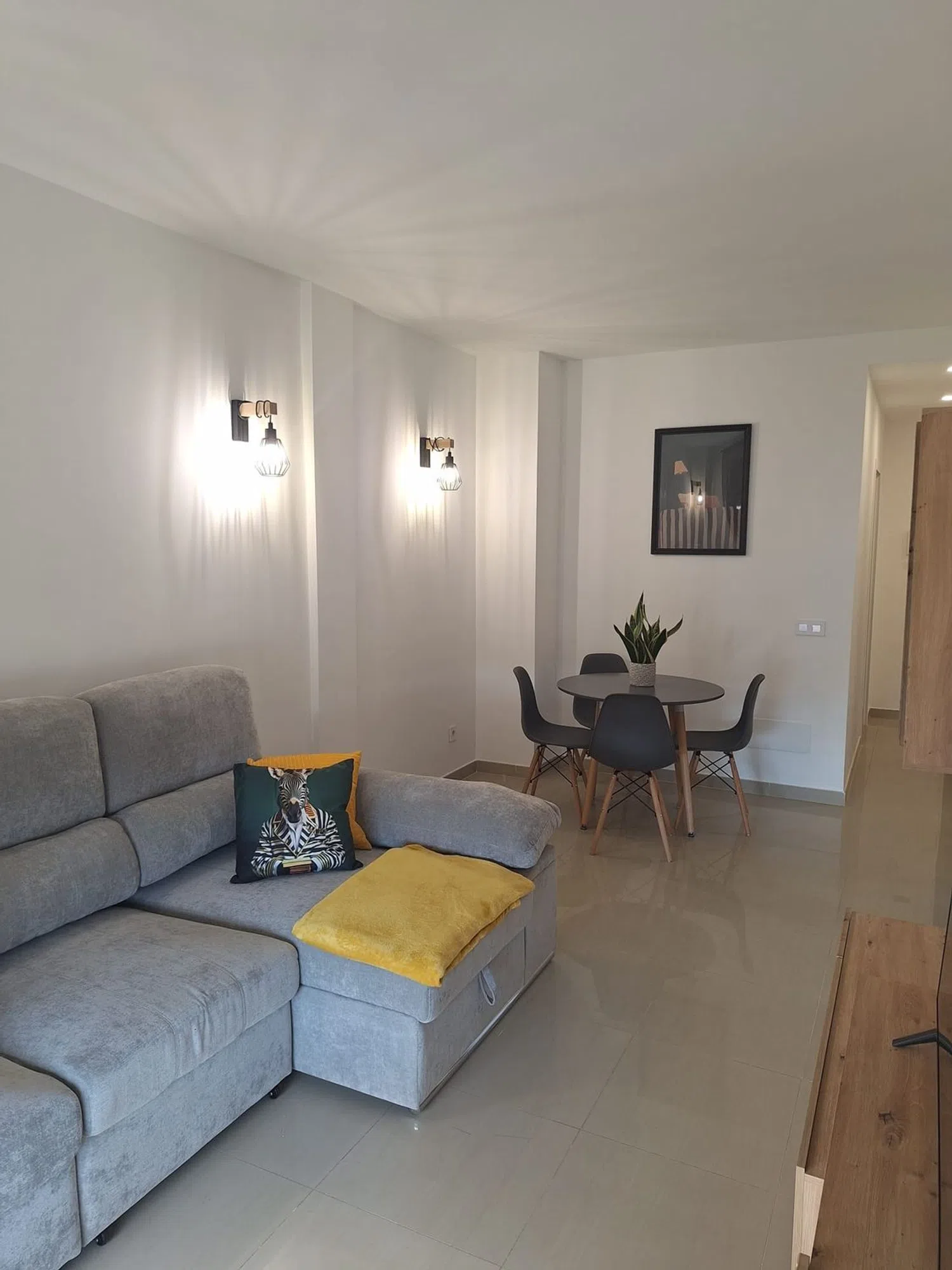 Piso en calle Malvasía, 8 - Foto 2