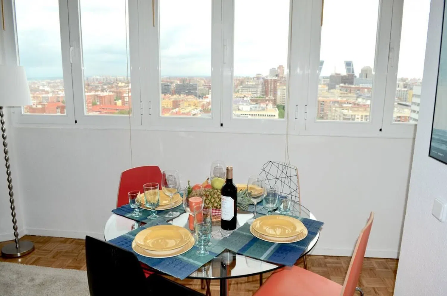 Piso en avenida del General Perón, 32 - Foto 1