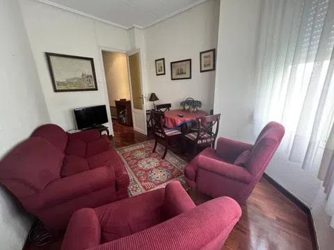 Piso en calle de la Constancia, 22