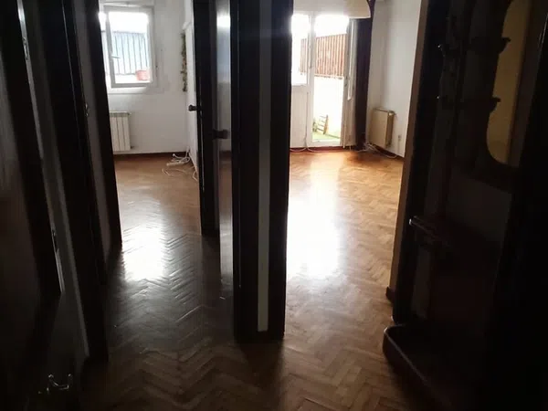 Piso en Barrio Ruiseñores - Foto 1