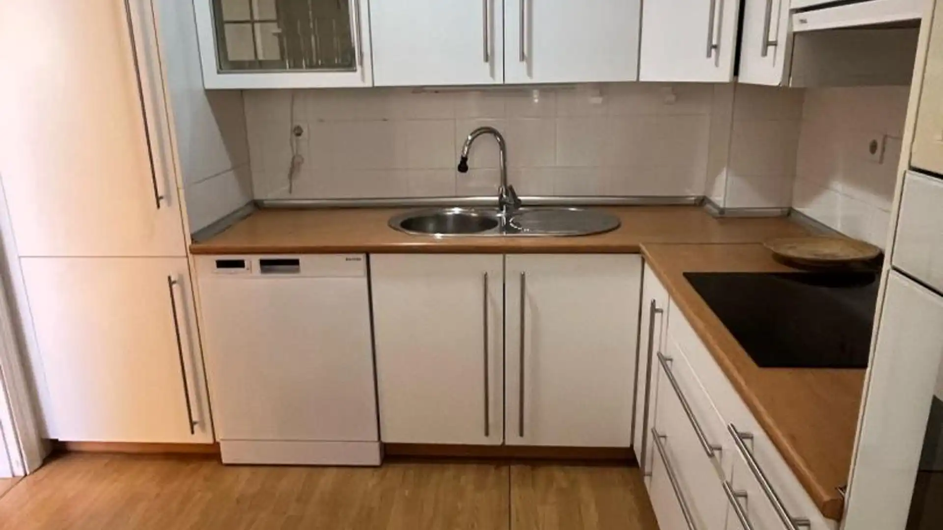 Casa adosada en  Calle Álamo del Higuerón 12 - Foto 4