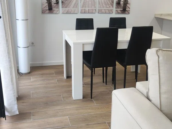 Piso en calle de los Pirineos, 49 a