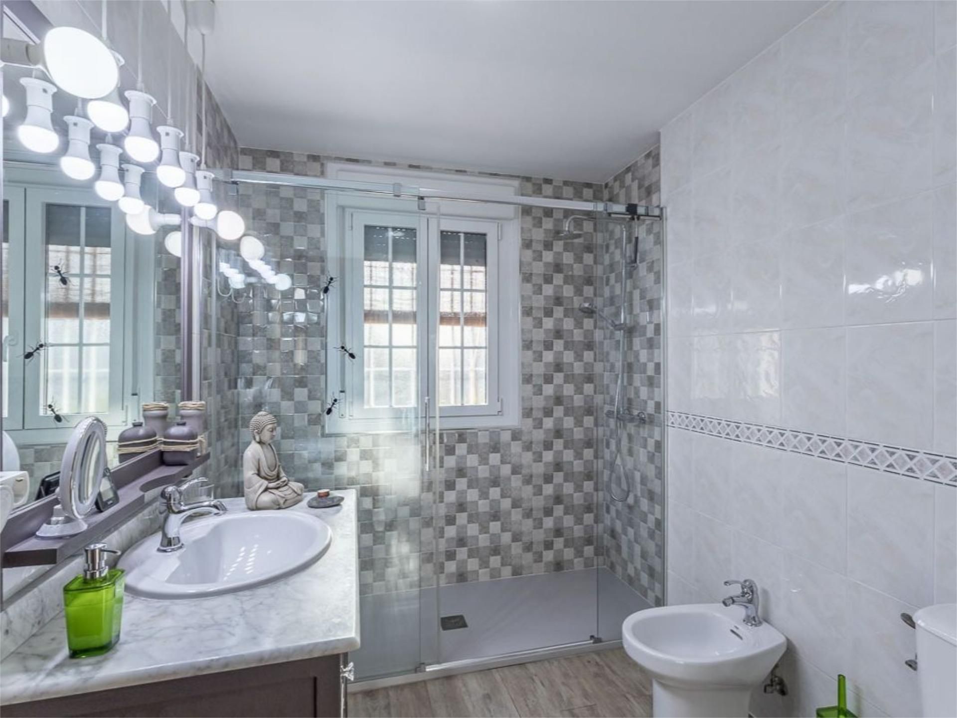 Piso en  Calle Iznájar 68 - Foto 10