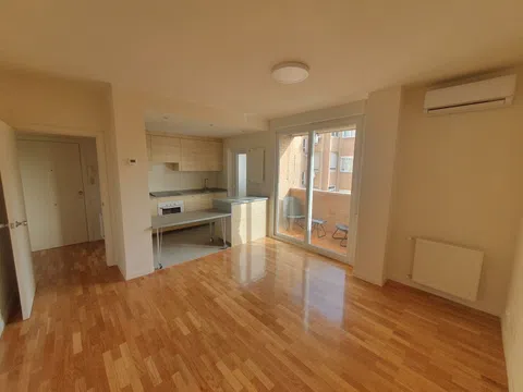 Piso en calle de Valdeverdeja, 25