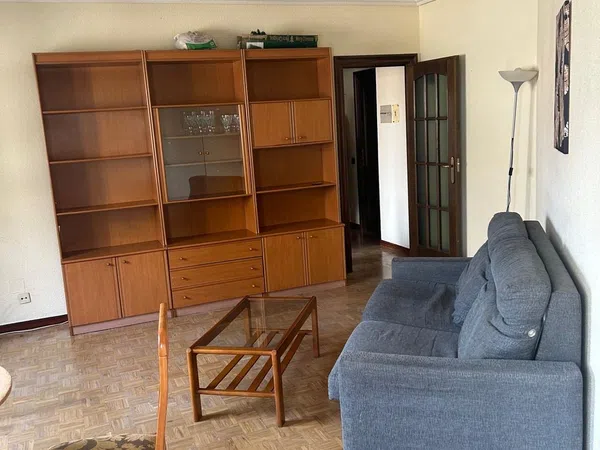 Piso en Calle Fray Luis de Granada, 39, Carmelitas - Foto 2