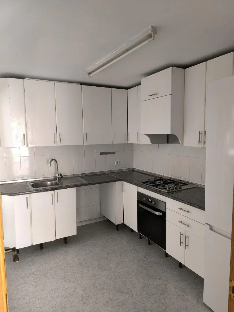 Piso en  Calle Historiador Juan Torres Fontes 13 - Foto 3