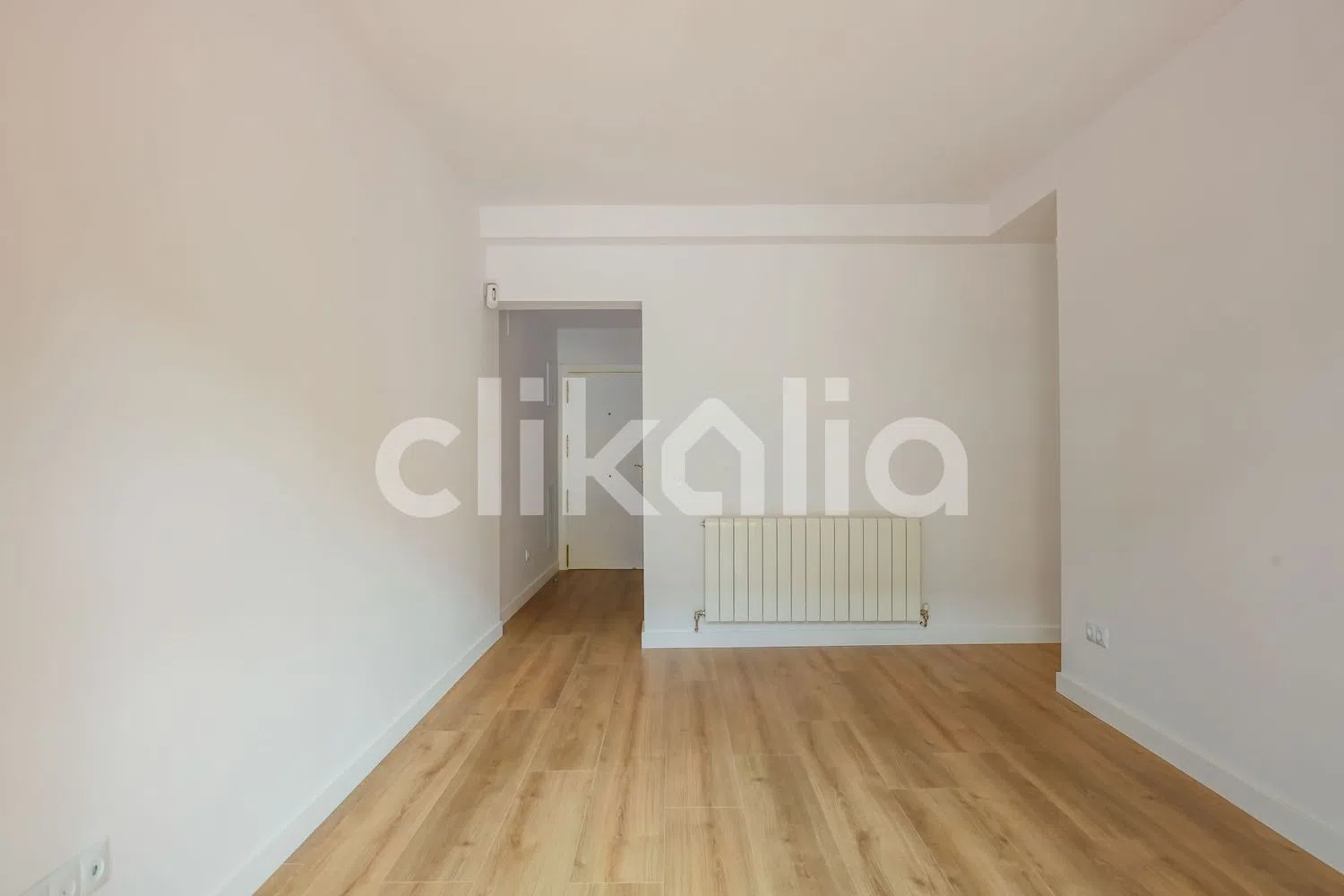 Piso en avenida Reyes Católicos - Foto 3