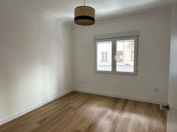 Piso en calle de Jerónima Llorente, 33