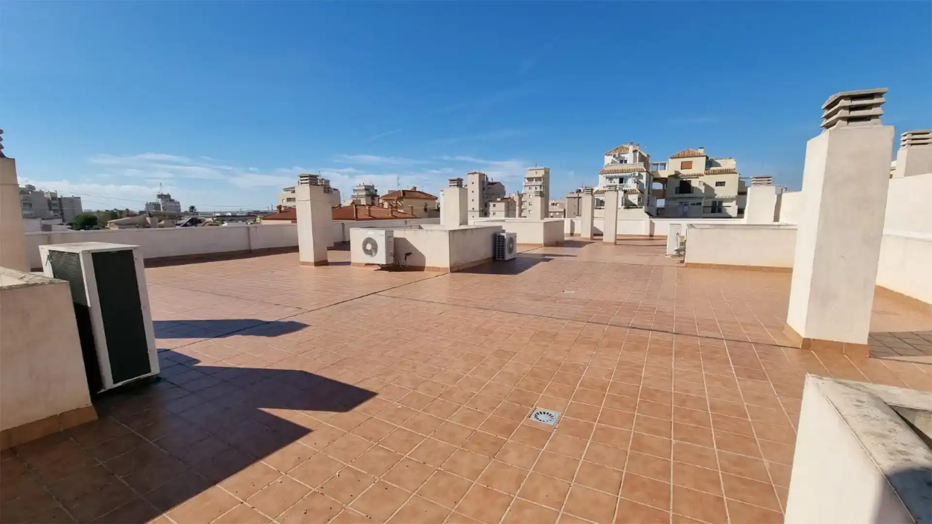 Apartamento en  Calle Los Emilios 61 - Foto 5