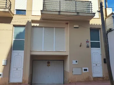 Piso en  Avinguda País Valencià 16 - Foto 1