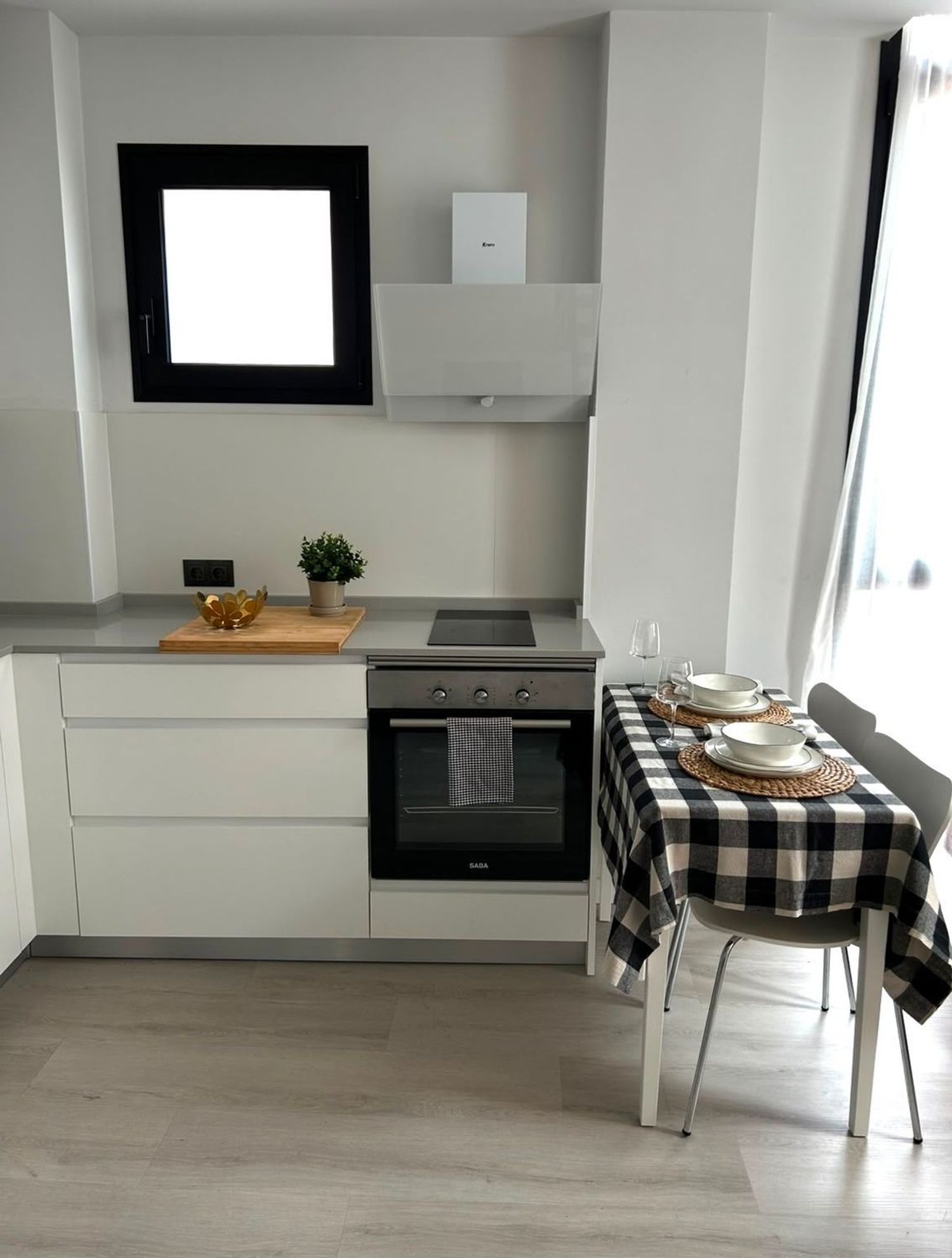 Piso en Calle Luis Doreste Silva, 6, Arenales - Lugo - Avda Marítima - Foto 4