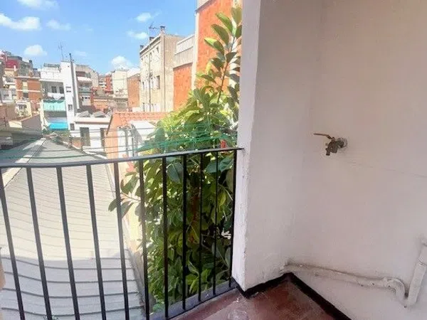 Piso en Calle de Panissars, Sants - Foto 3