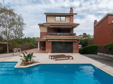 Chalet en Sant Cugat del Vallès - Foto 1