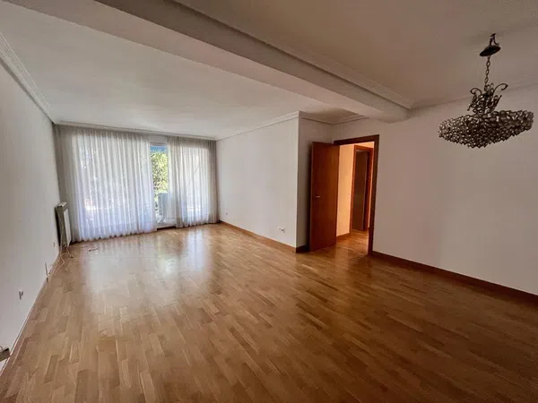 Piso en Norte - Universidad - Foto 12