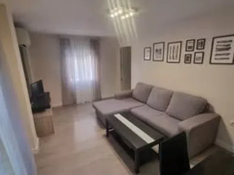 Piso en calle de Evaristo San Miguel, 5