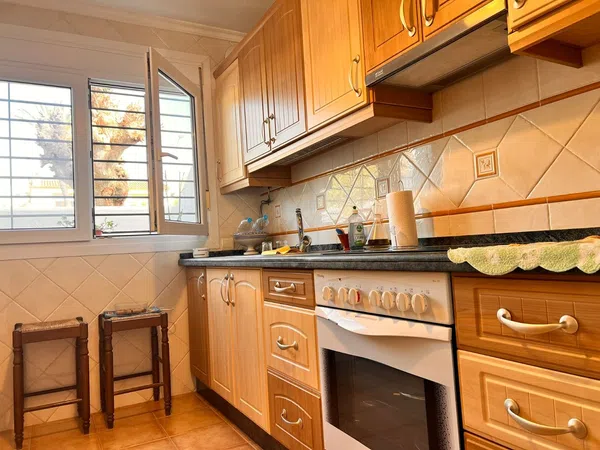 Chalet adosado en avenida de la Axarquía, 28 - Foto 7