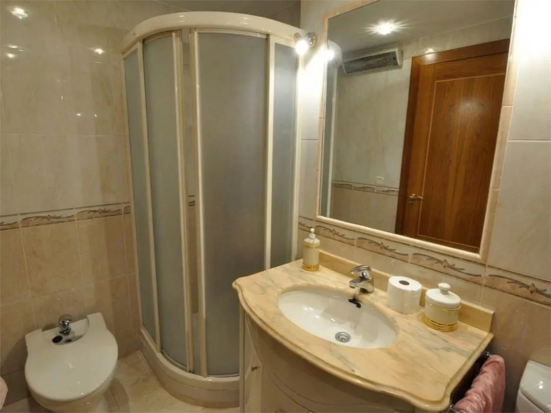 Piso en  Carrer de Carcaixent 4 - Foto 18