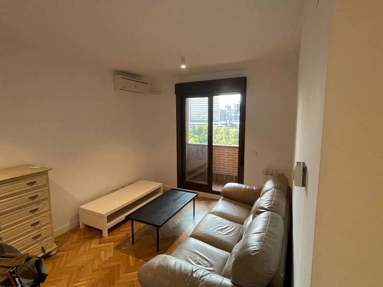 Piso en calle de Rafael Bergamín, 6 - Foto 1