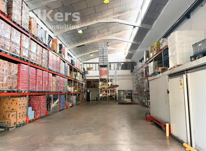Nave Industrial en Badalona - Foto 3