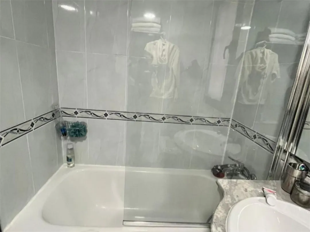 Piso en  Calle Darío de Regoyos 7-21 - Foto 24