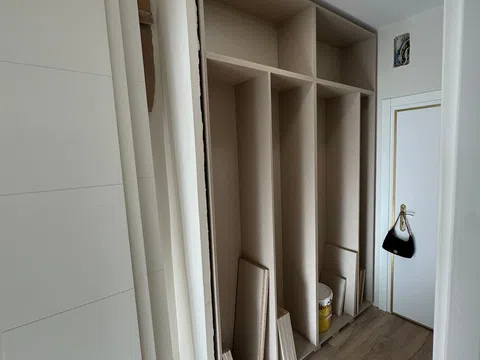 Piso en calle de Ferraz, 14