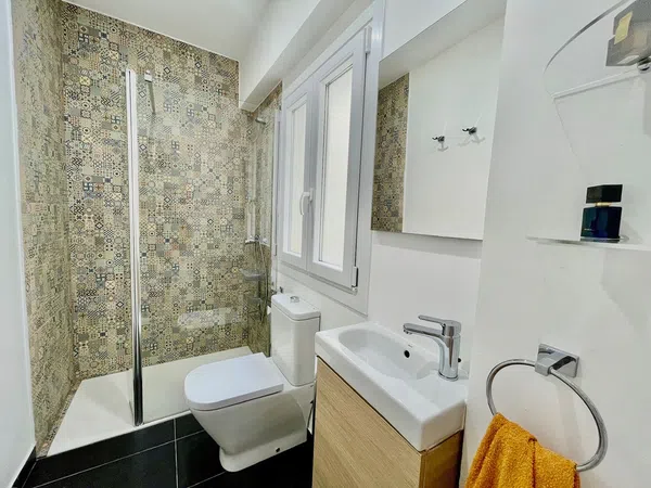 Piso en avenida de Sant Ferran, 24 - Foto 6