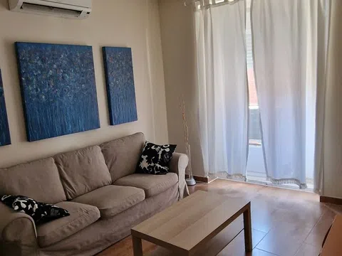 Piso en travesía del Reloj, 7