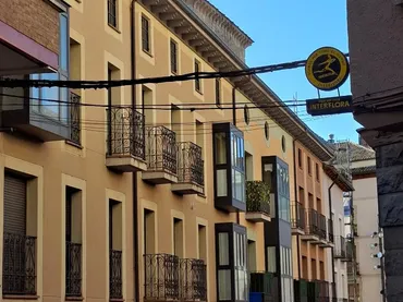 Piso en  Avenida de la Jacetania 12 - Foto 1