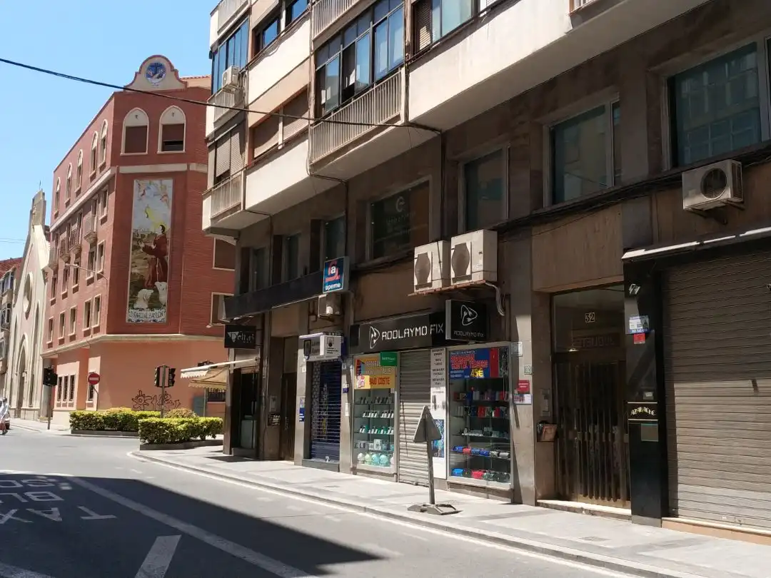 Piso en  Carrer Reis Catòlics 32 - Foto 2