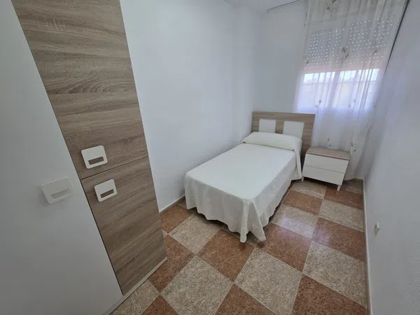 Piso en Plaza Valentin Ortigosa, 3, Los Guindos - Parque Mediterráneo - Santa Paula - Foto 11