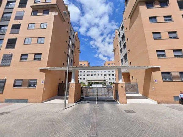 Piso en calle de Ladera de los Almendros, 18