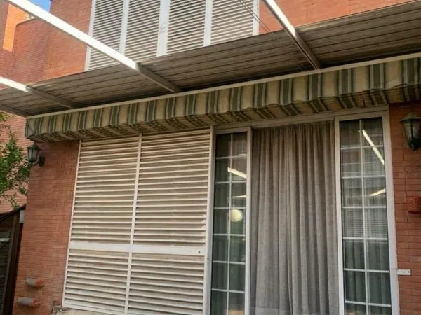 Chalet adosado en Calle Luis Fuentes Bejarano, 50, Alcalde L. Uruñuela - Palacio de Congresos - Foto 3