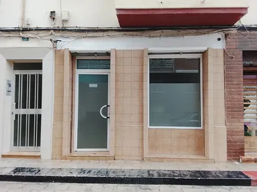 Local comercial en  Calle Felipe Herrero Arias 3 - Foto 1