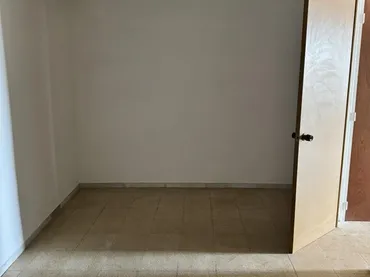 Piso en  Carrer Salvador Vidal 21 - Foto 8